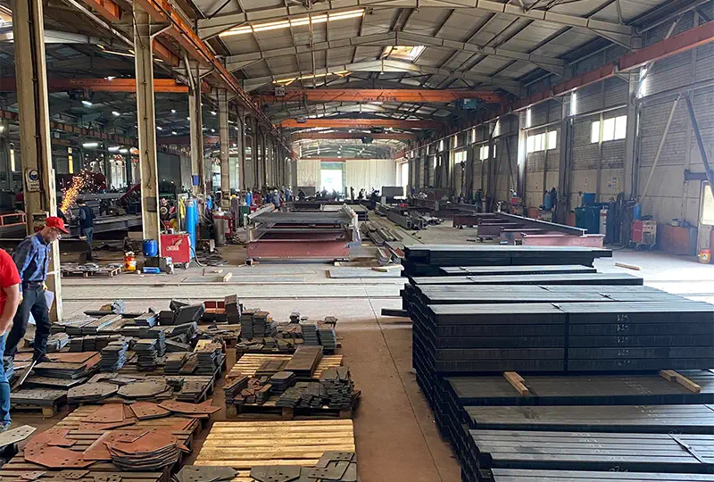 Ölmez Çelik fabrikasında çelik imalat